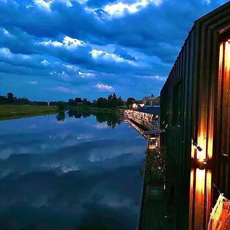 Houseboat Toro - Plywajacy Dom Na Wodzie Apartment Scinawa Polska Exterior photo
