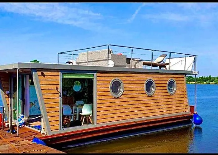 Houseboat Toro - Plywajacy Dom Na Wodzie