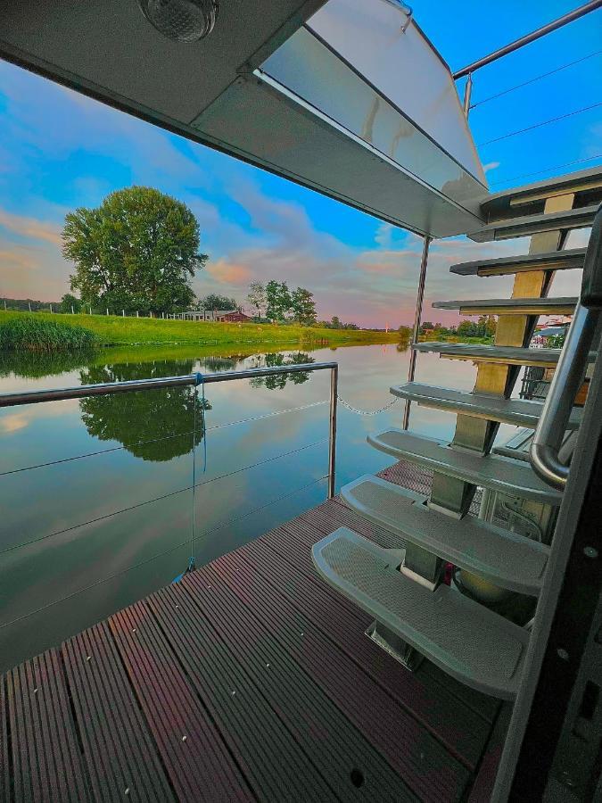 Apartment Houseboat Toro - Plywajacy Dom Na Wodzie *